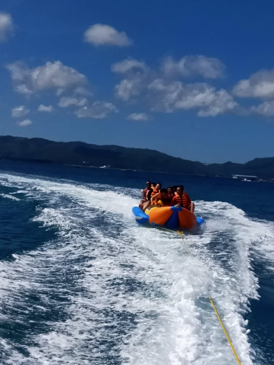 Banana Boat Fun Thrill In Boracay