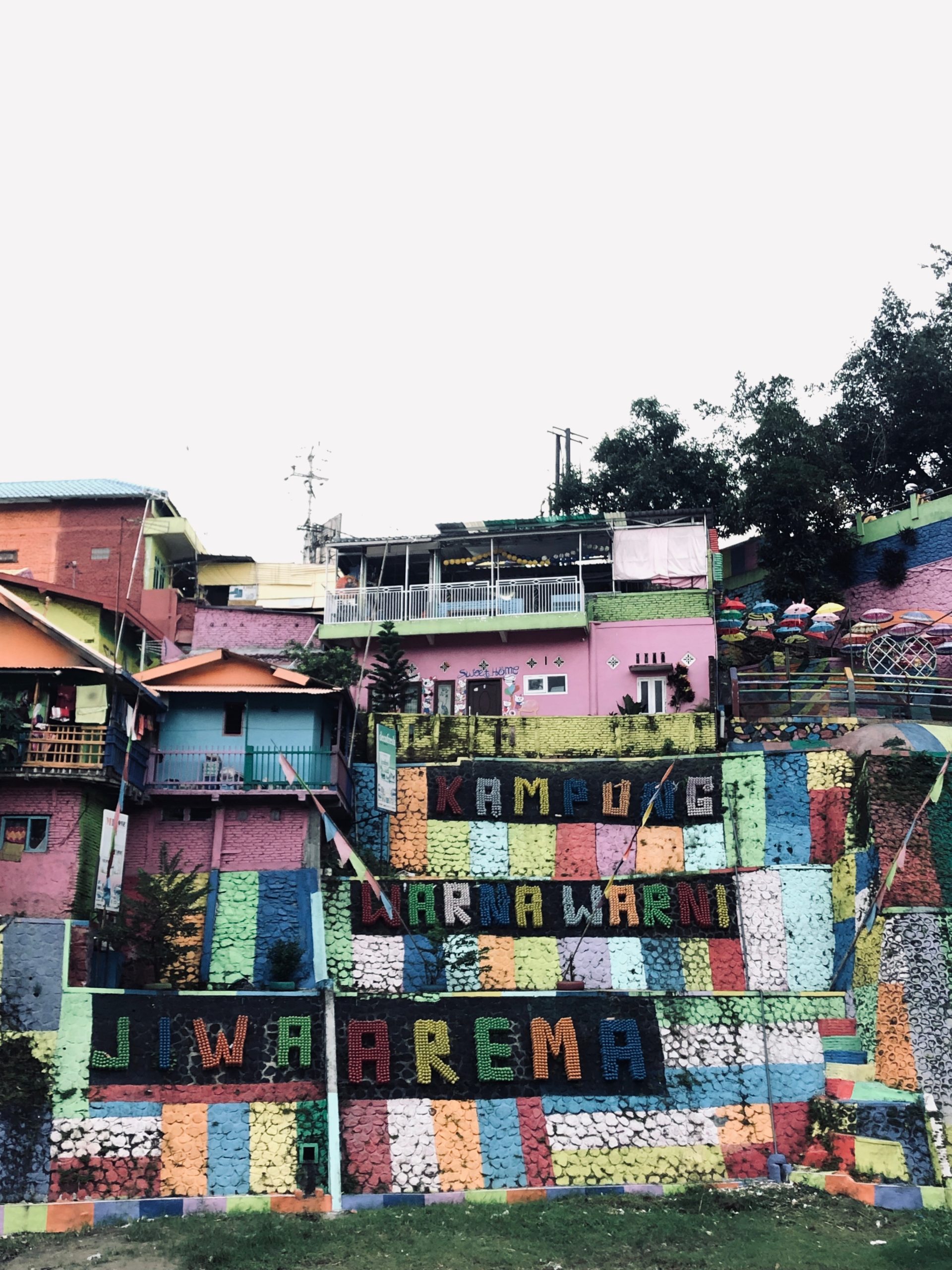  Kampung  Warna Warni Jodipan The Most Colorful Village in 